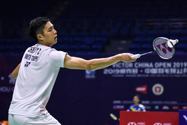 在禁区内的 在禁区内的