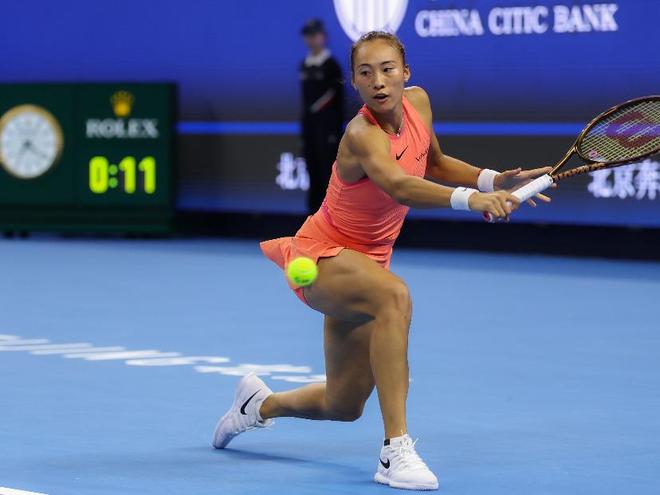 雨夜看台 雨夜看台