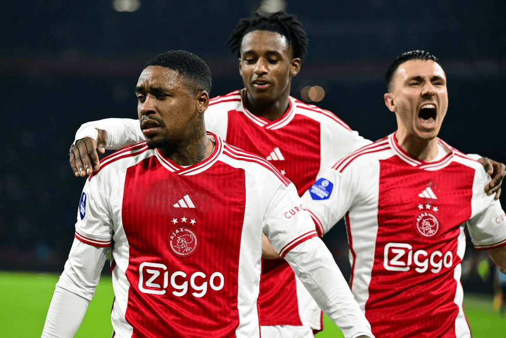 中国国乒在 中国国乒在